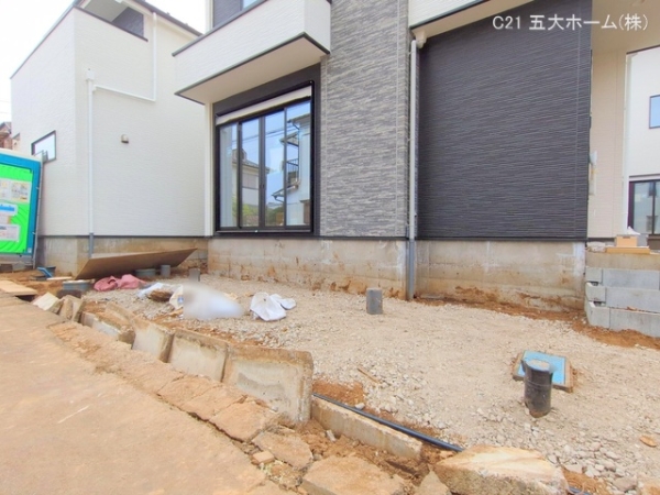 流山市向小金３丁目の新築一戸建