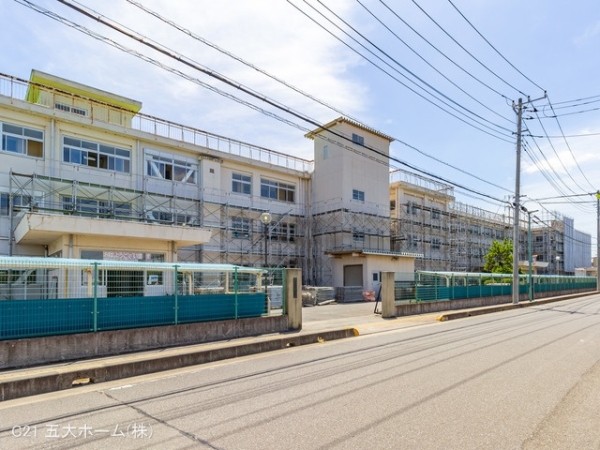 三郷市彦倉1丁目の新築一戸建(三郷市立北中学校)