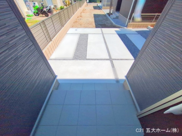 三郷市彦倉１丁目の新築一戸建