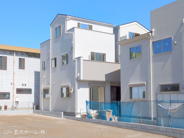 市川市広尾２丁目の新築一戸建