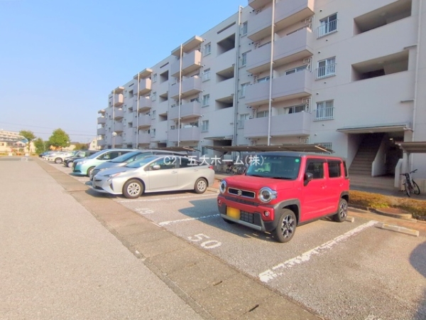 初石パーク・ホームズB棟