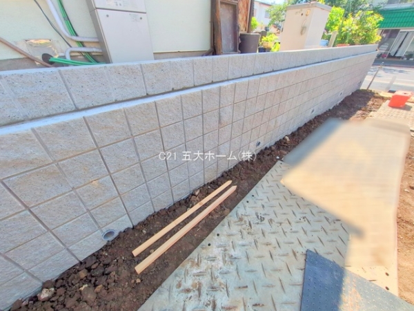 松戸市小金原４丁目の新築一戸建