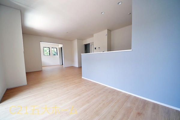 松戸市小金原４丁目の新築一戸建