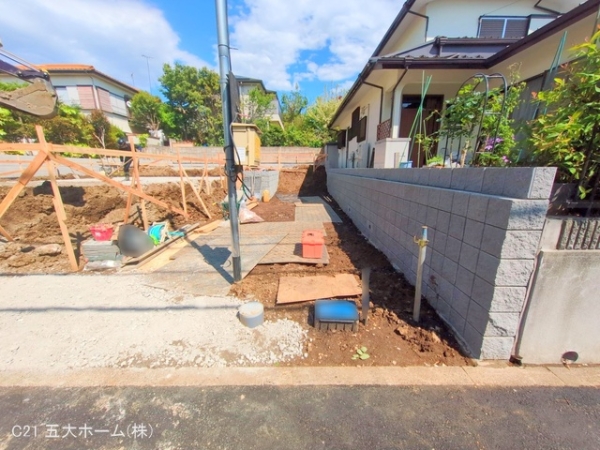 松戸市小金原４丁目の新築一戸建