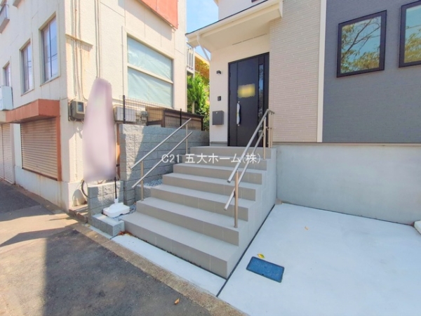 松戸市小金原４丁目の新築一戸建