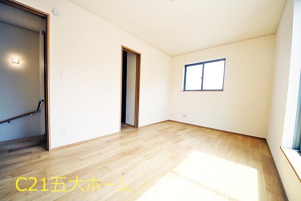 松戸市新松戸南１丁目の新築一戸建