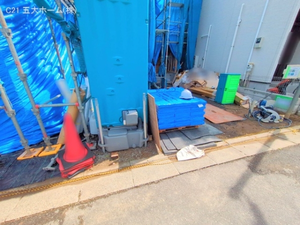 江戸川区東小松川３丁目の新築一戸建