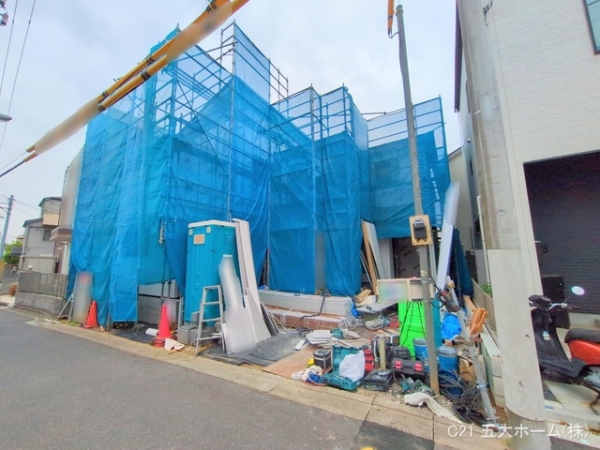 江戸川区東小松川３丁目の新築一戸建