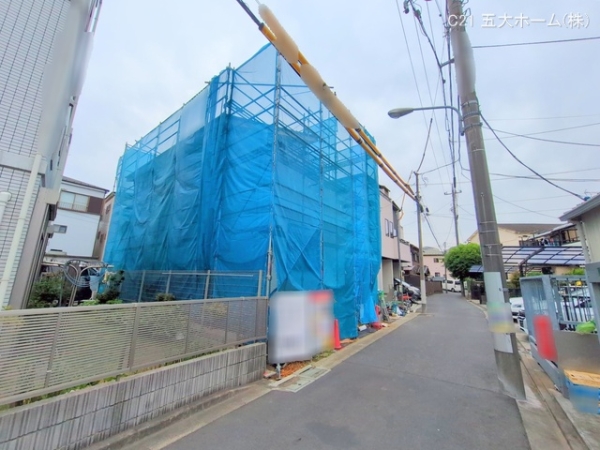 江戸川区東小松川３丁目の新築一戸建