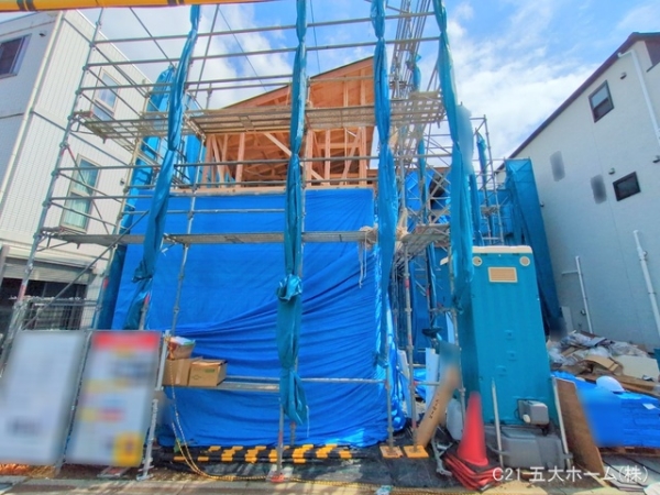 江戸川区東小松川３丁目の新築一戸建