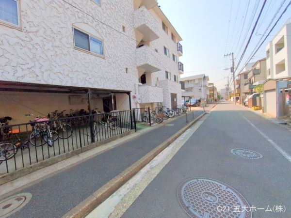 秀和小岩レジデンス