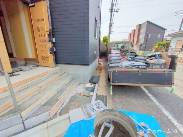 市川市新浜１丁目の新築一戸建
