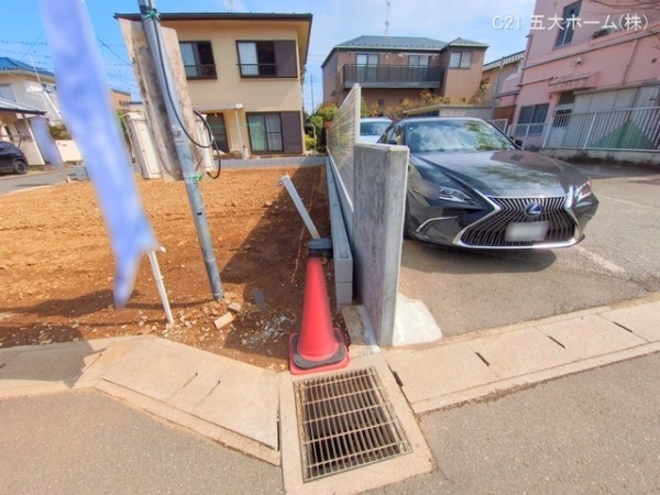 市川市若宮２丁目の新築一戸建