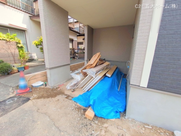 市川市欠真間１丁目の新築一戸建