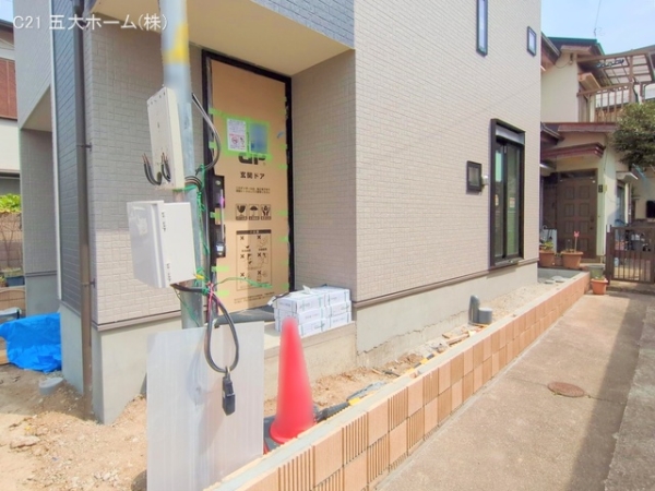 市川市欠真間１丁目の新築一戸建