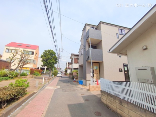 市川市欠真間１丁目の新築一戸建