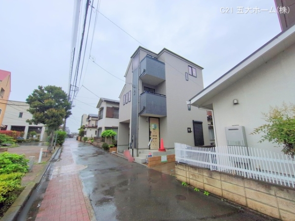 市川市欠真間１丁目の新築一戸建