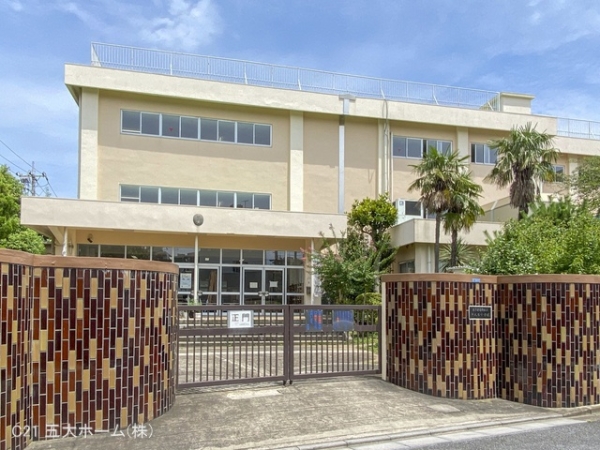 ソフトタウン亀有(葛飾区立中之台小学校)