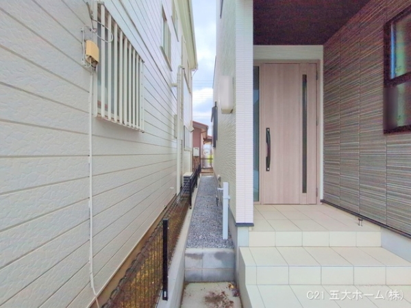 三郷市小谷堀の中古一戸建て