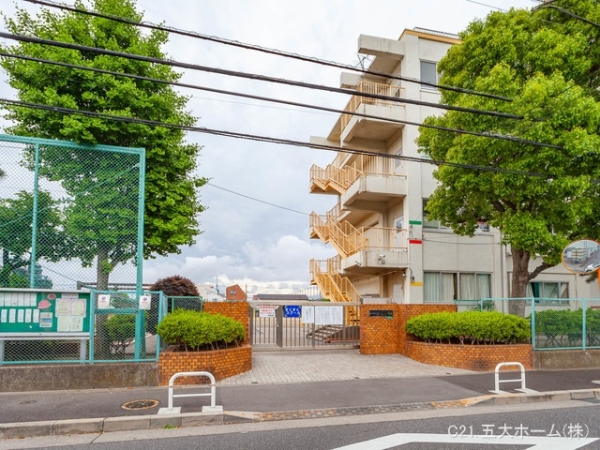 江戸川区興宮町の新築一戸建(江戸川区立上一色南小学校)