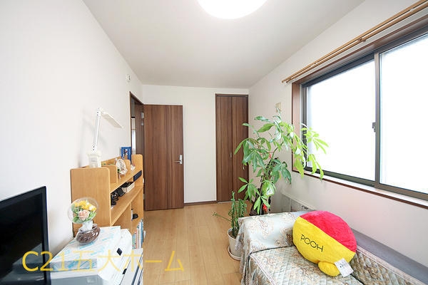 松戸市新松戸６丁目の中古一戸建て