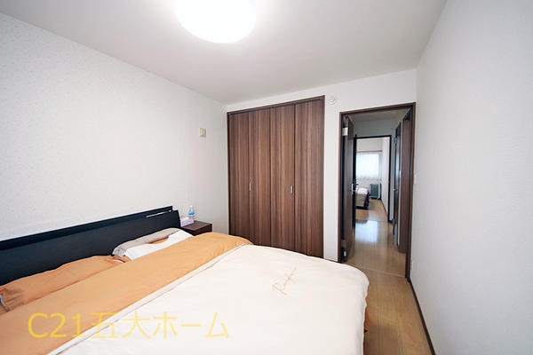 松戸市新松戸６丁目の中古一戸建て