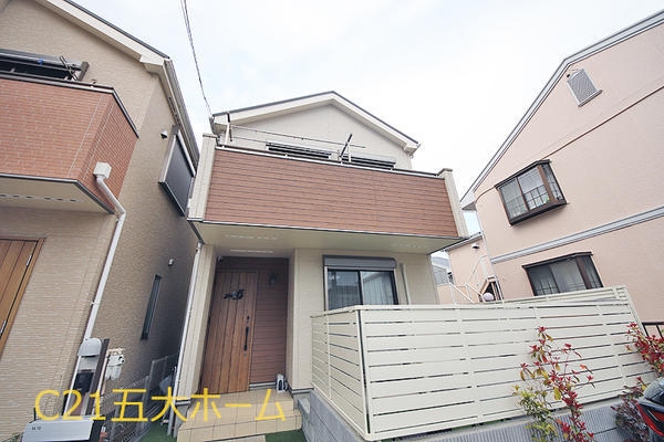 松戸市新松戸６丁目の中古一戸建て