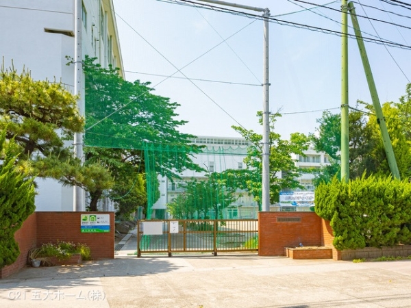 市川市本行徳の新築一戸建(市川市立第七中学校)