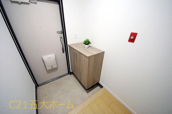 小金原第7コーポラス(玄関)