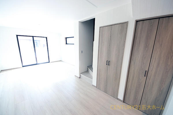 松戸市東平賀2期(リビング)