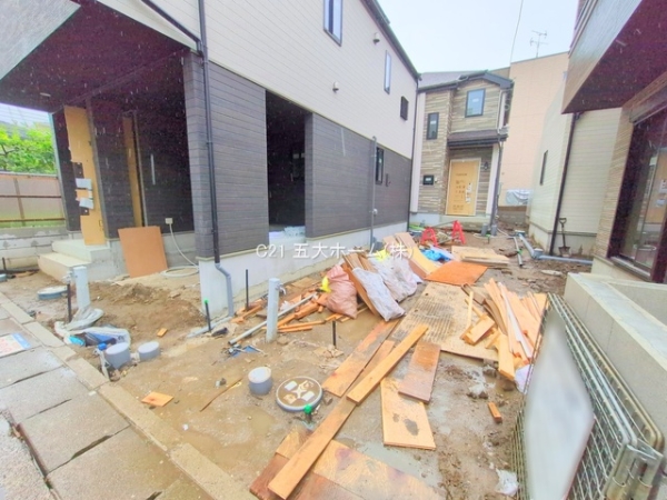 市川市塩焼４丁目の新築一戸建