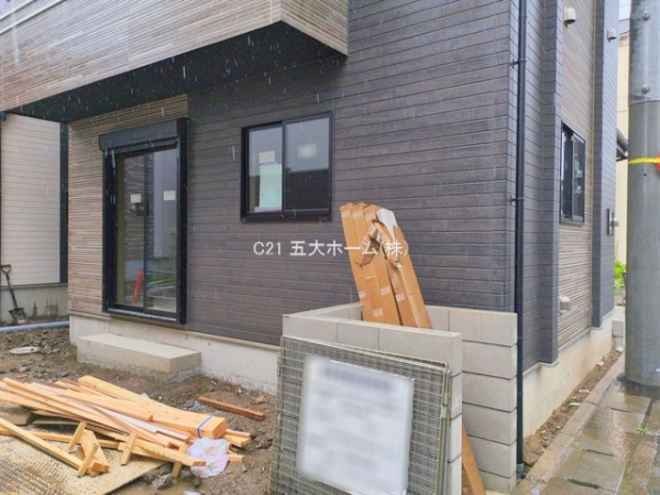 市川市塩焼４丁目の新築一戸建