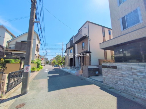 市川市塩焼４丁目の新築一戸建