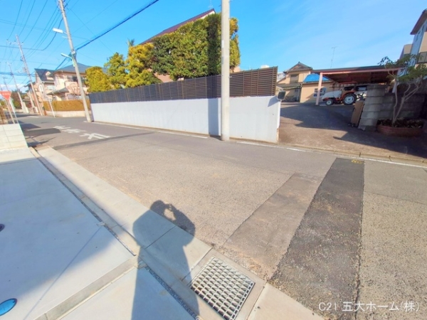 三郷市早稲田４丁目の新築一戸建