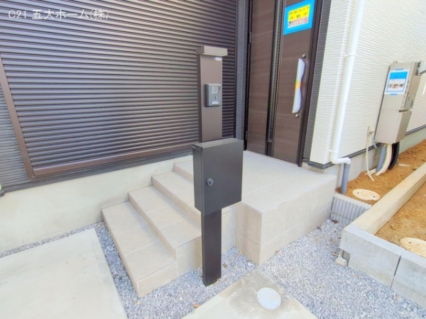 三郷市早稲田４丁目の新築一戸建