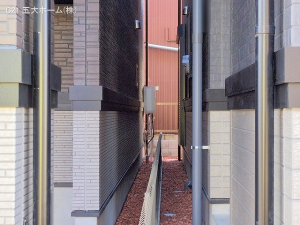 市川市行徳駅前４丁目の新築一戸建