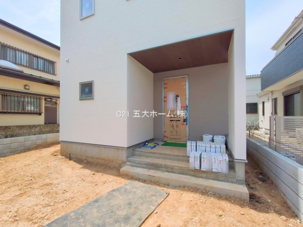 三郷市早稲田３丁目の新築一戸建