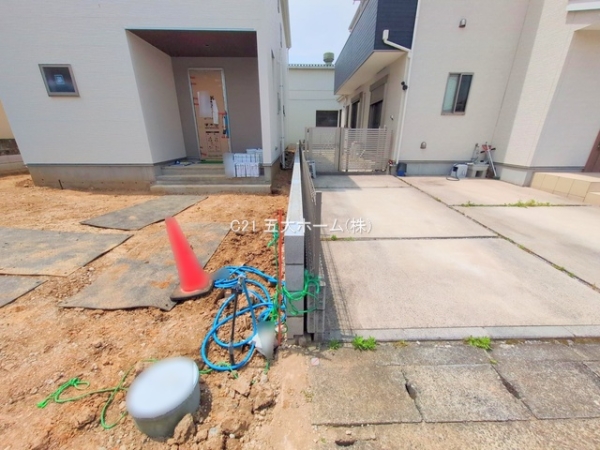 三郷市早稲田３丁目の新築一戸建