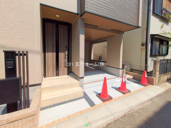 市川市鬼高２丁目の新築一戸建