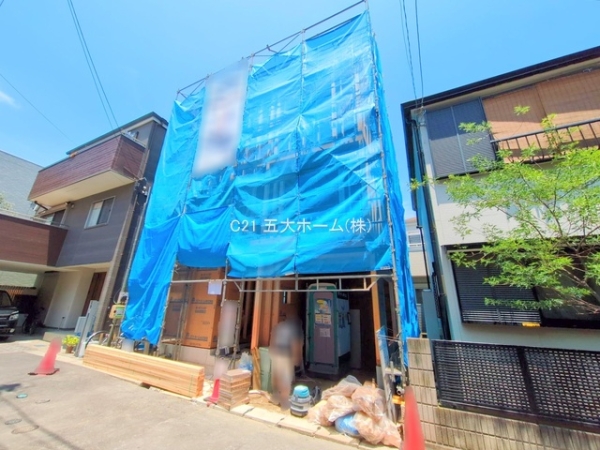 市川市鬼高２丁目の新築一戸建