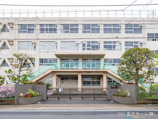 市川パークハイツC棟(市川市立大野小学校)