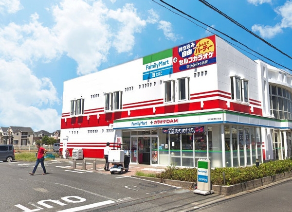 松戸市栄町西４丁目の中古一戸建て(ファミリーマート松戸栄町西四丁目店)