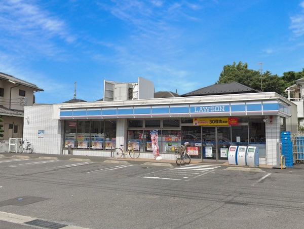 アンビシャス南柏(ローソン流山向小金二丁目店)
