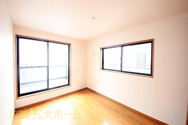 柏市十余二の中古一戸建て
