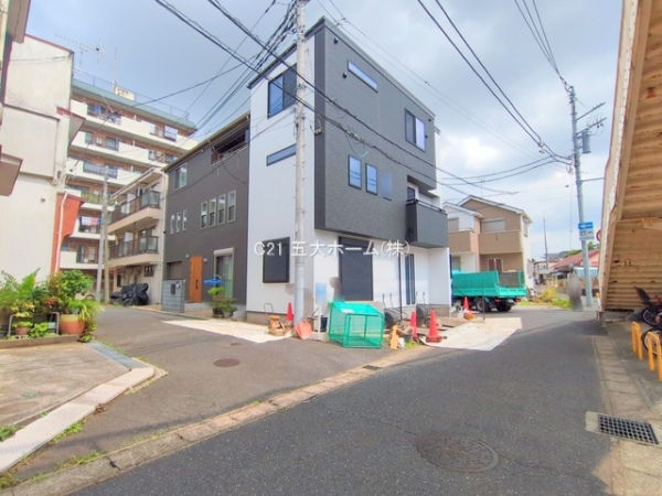 流山市流山２丁目の新築一戸建