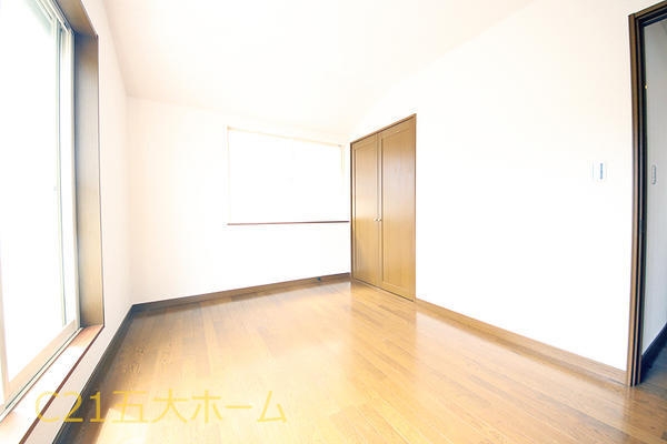 松戸市六高台８丁目の中古一戸建て