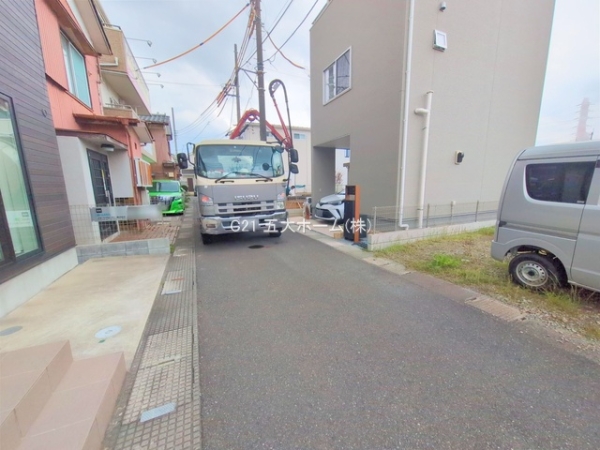 三郷市中央５丁目の新築一戸建