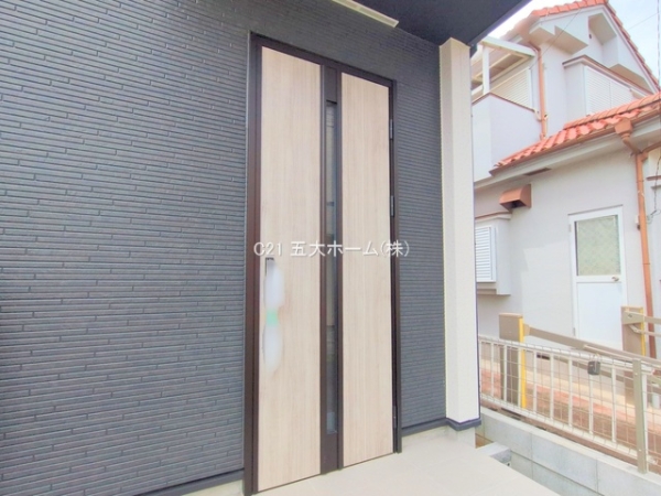 三郷市戸ケ崎１丁目の新築一戸建