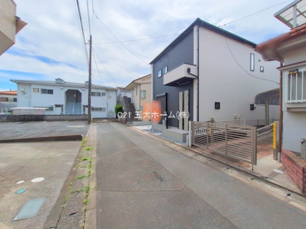 三郷市戸ケ崎１丁目の新築一戸建