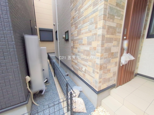 江戸川区鹿骨３丁目の新築一戸建